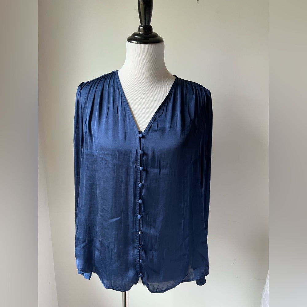 Banana Republic long sleeve blouse